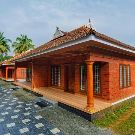 Carmel Tourism Village Kotamangalam Екстериор снимка